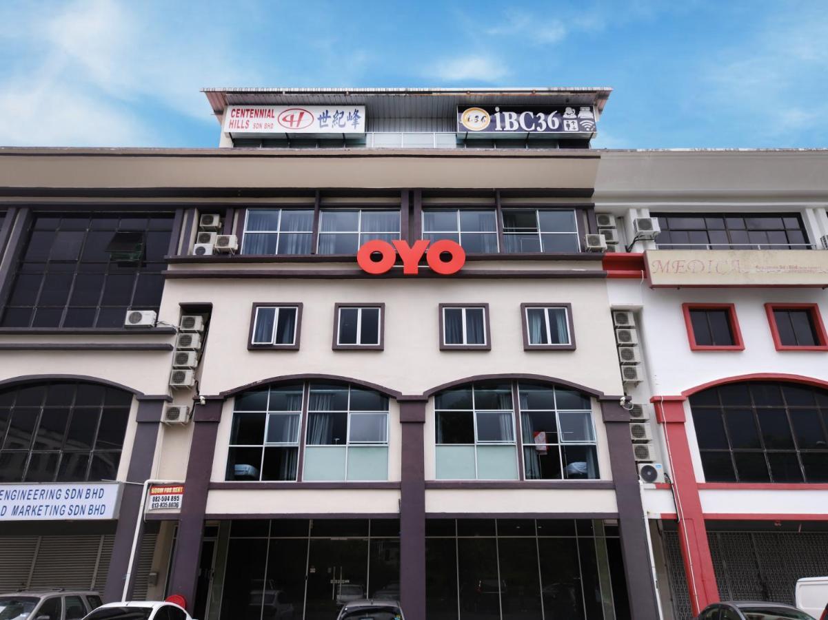 Oyo 897 Ibc36 Business Stay Кучінг Екстер'єр фото